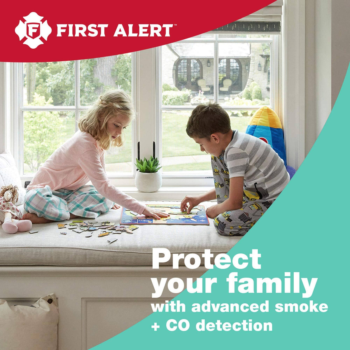 10-Year Combination Carbon Monoxide and Photoelectric Smoke Alarm D92752