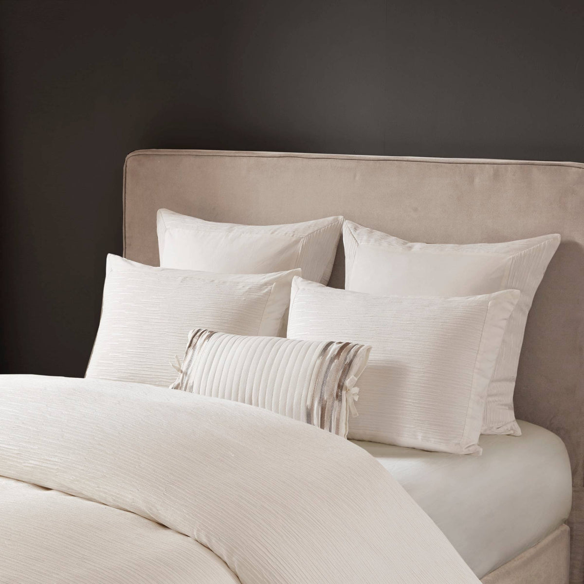 Cotton Blend Duvet Cover Set (White - King) O3837