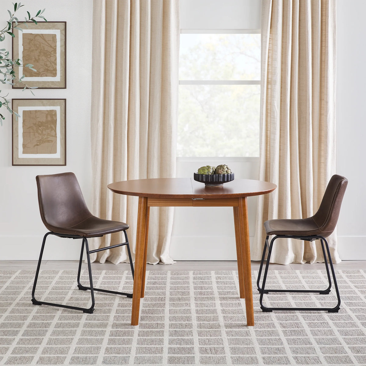 Caramel Solid Wood Oval Dining Table Z9509