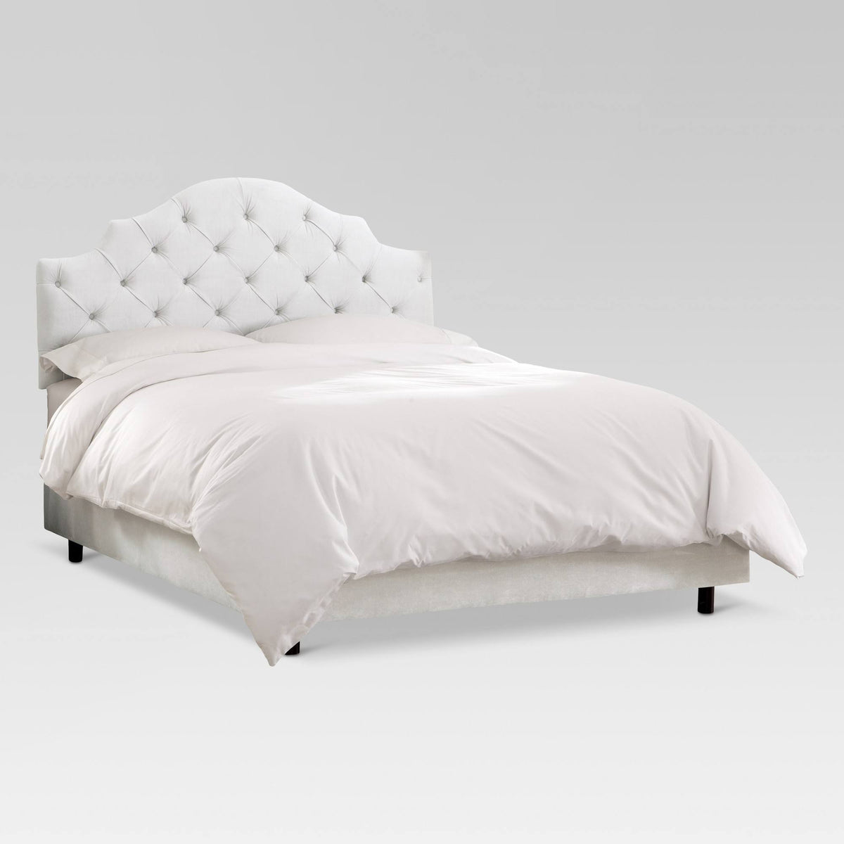 Queen Tufted Velvet White Bed Z8624