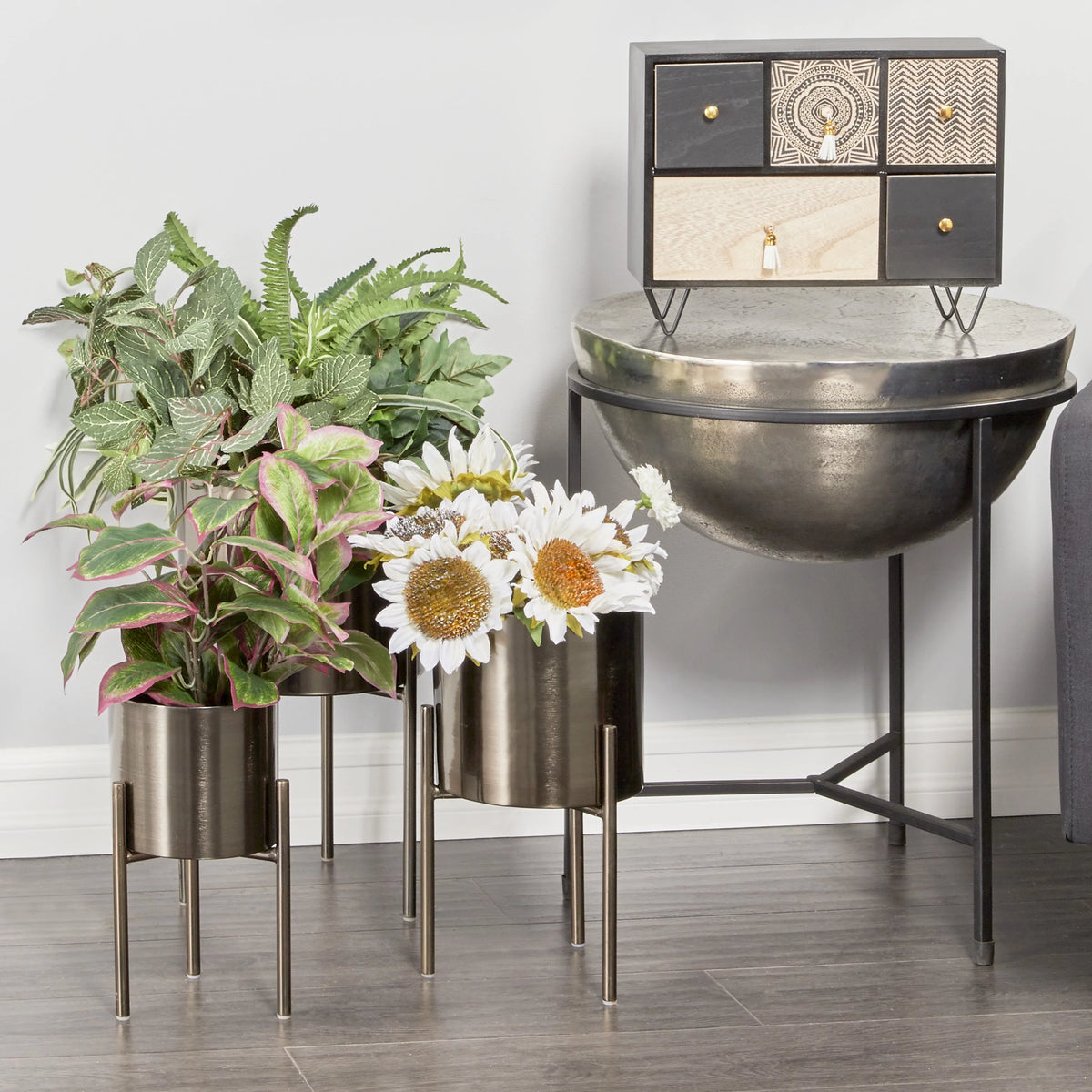 Black Metal Planter with Stand 3 Count F10677