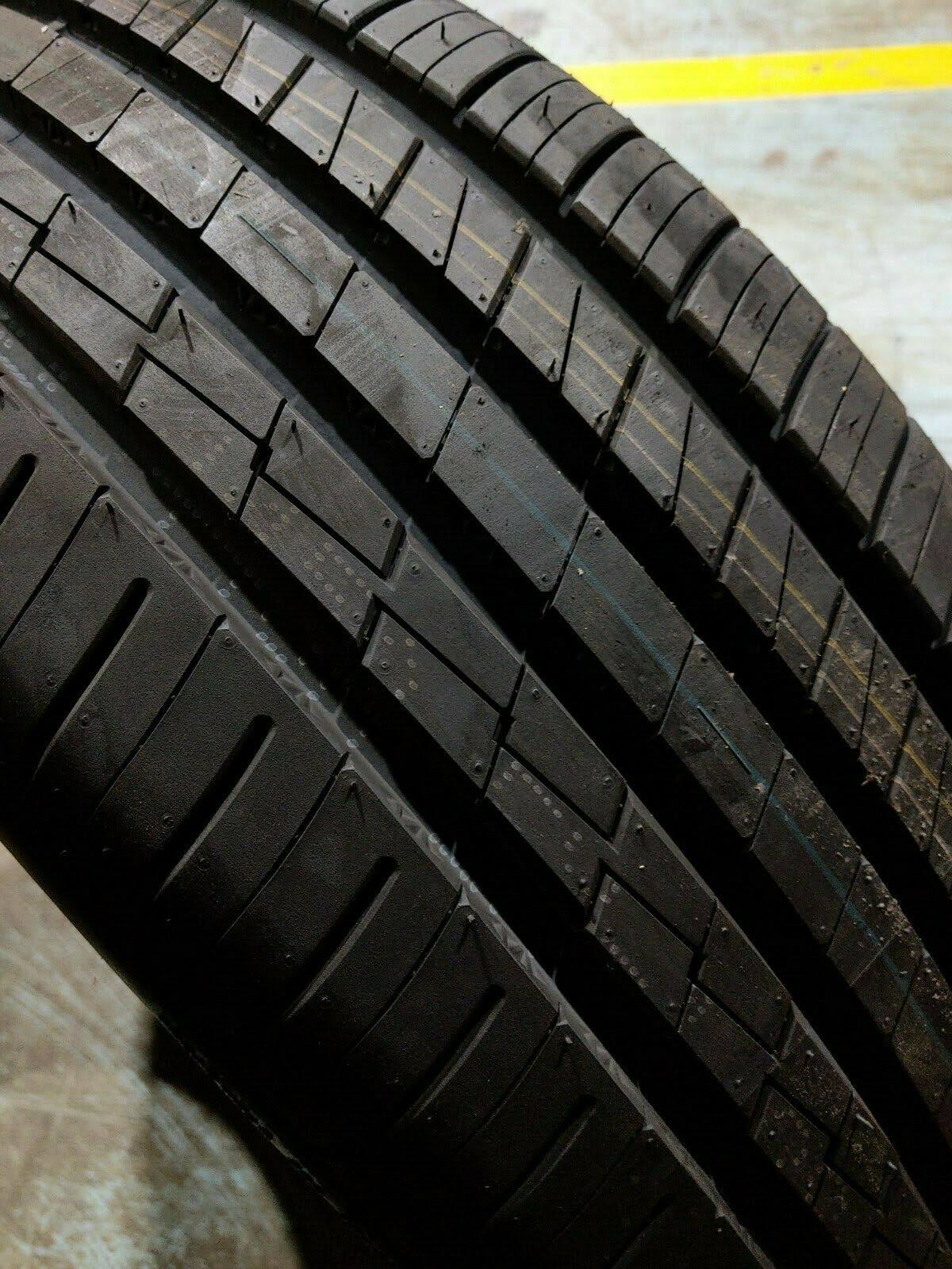 225/60R16 98V Touring All Season Tire Z1791