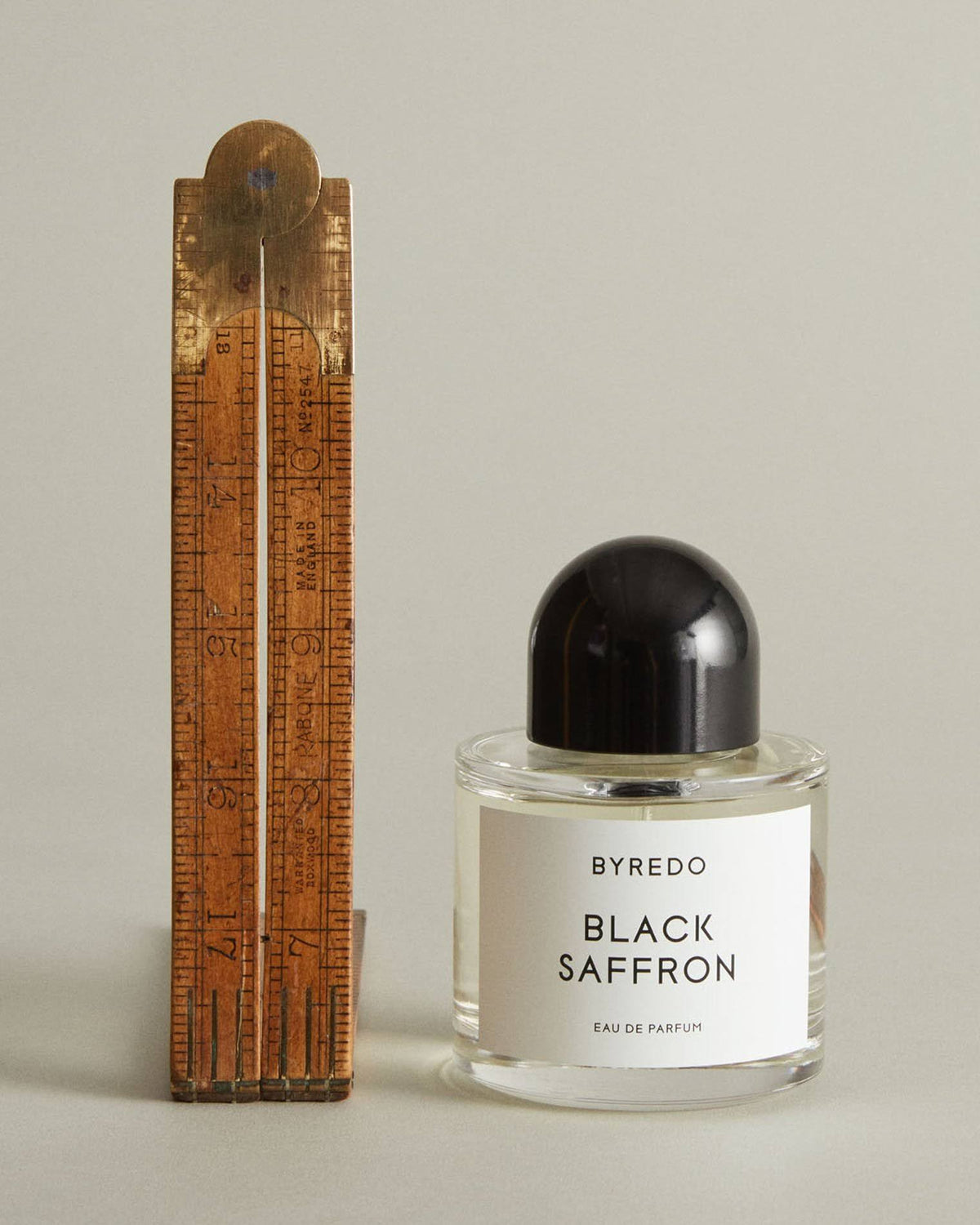 Black Saffron Eau De Parfum Spray R1474