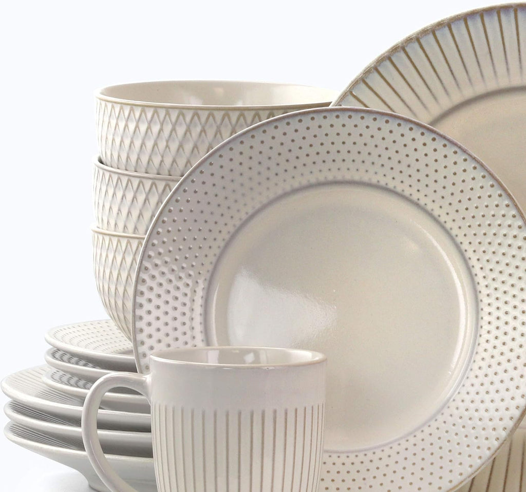 16 Piece White Stoneware Dinnerware Dish Set P759