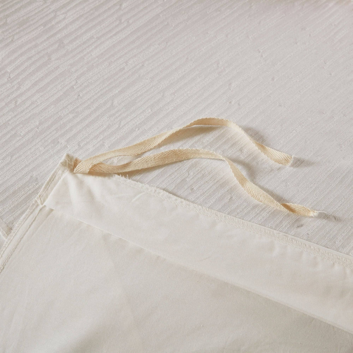 Cotton Blend Duvet Cover Set (White - King) O3837