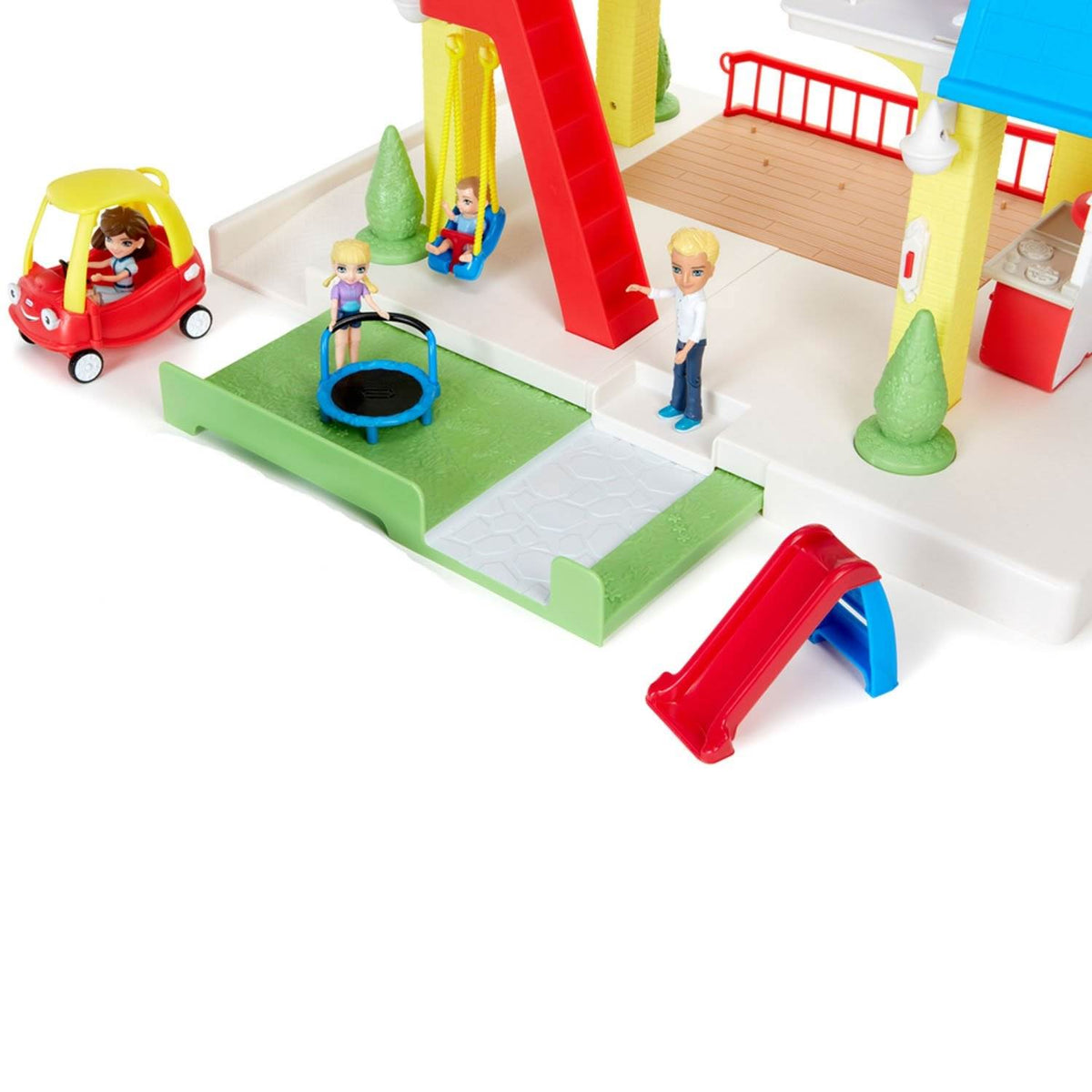 Play Dollhouse with Family & Toy Miniatures P883708