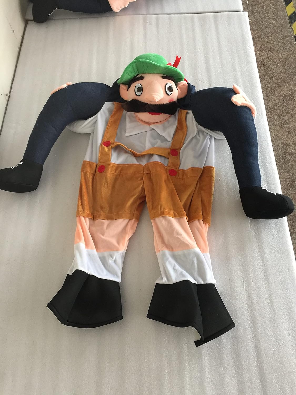 Oktoberfest Costume Shoulder Carry Beer Guy Costume Q333892