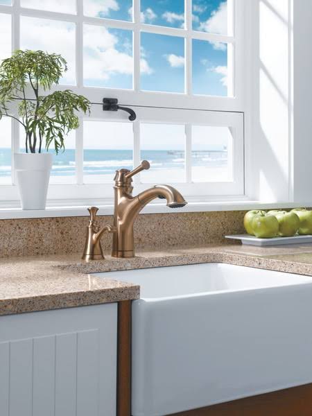 Brushed Bronze Single Handle Pull Out Kitchen Faucet K6224