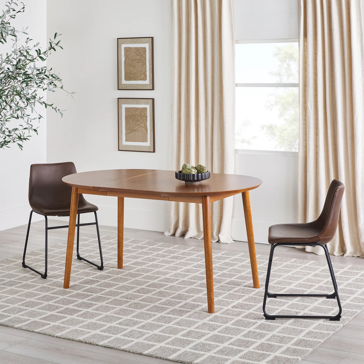 Caramel Solid Wood Oval Dining Table Z9509