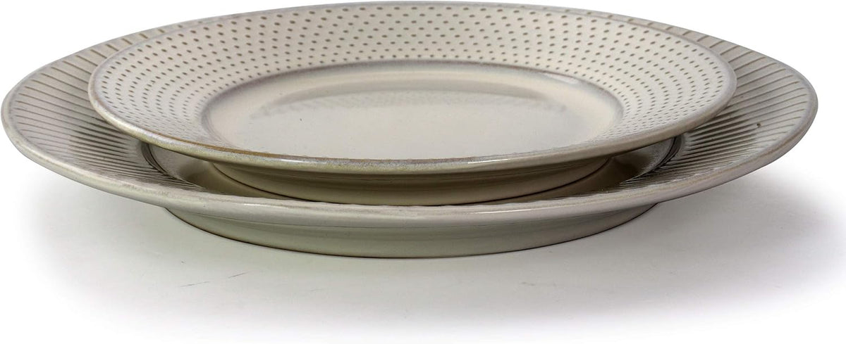 16 Piece White Stoneware Dinnerware Dish Set P759