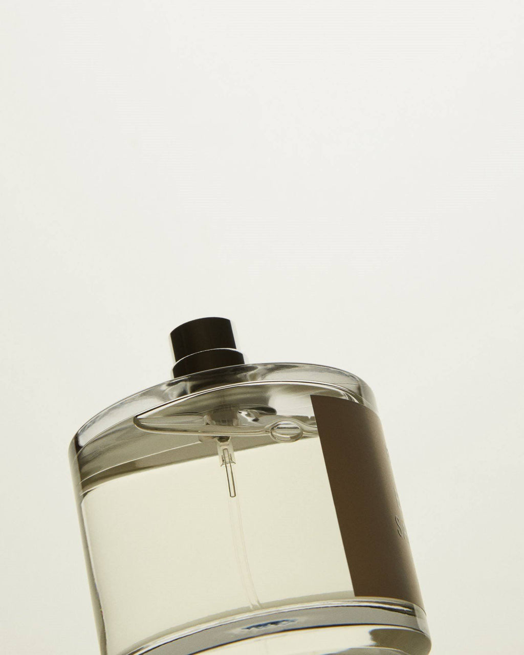 Black Saffron Eau De Parfum Spray R1474