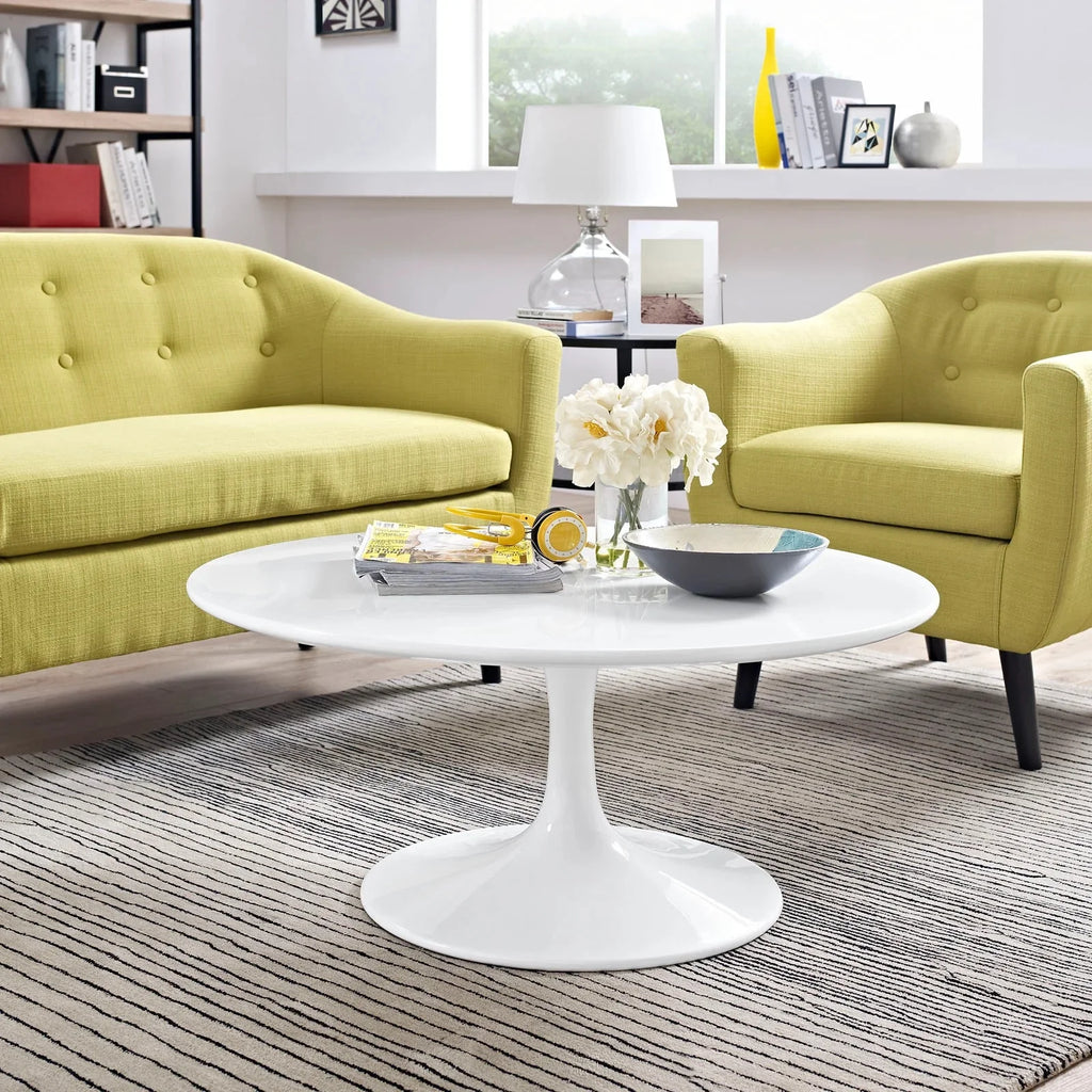 36" Round Wood Coffee Table in White V379201