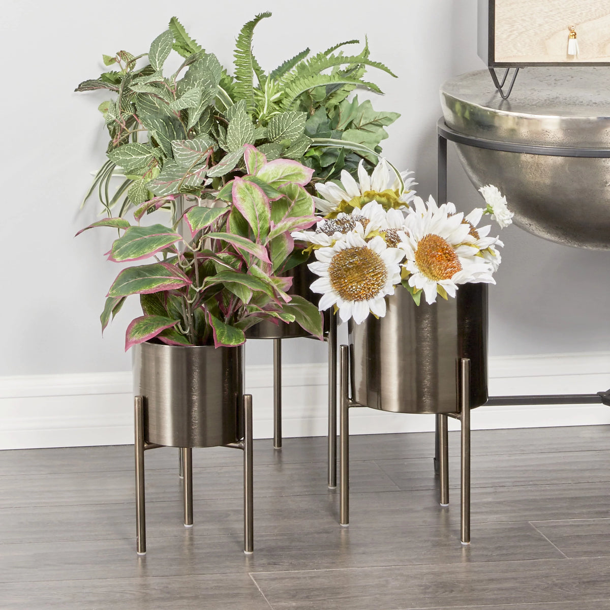 Black Metal Planter with Stand 3 Count F10677